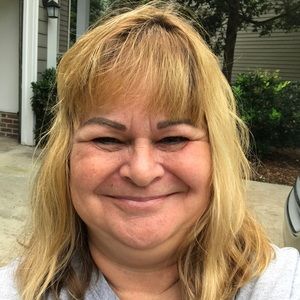 Meet your Posher, Pamela